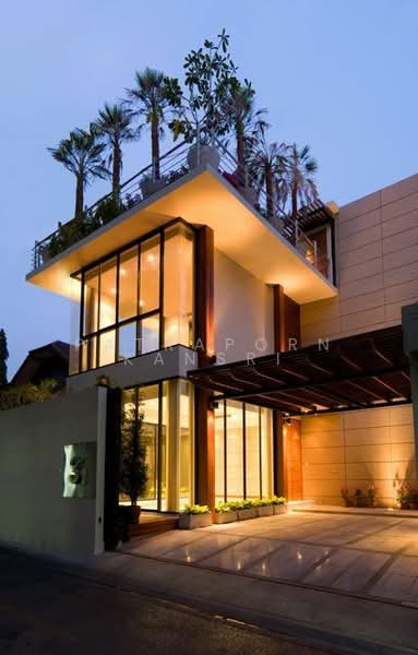 undefined, Bangkok, Khong Tan, Khlong Toei, Bangkok, 4 Bedrooms, 550 sqm, Single Detached House For Rent, by Patraporn Kansri, 500291812 - DDproperty.com