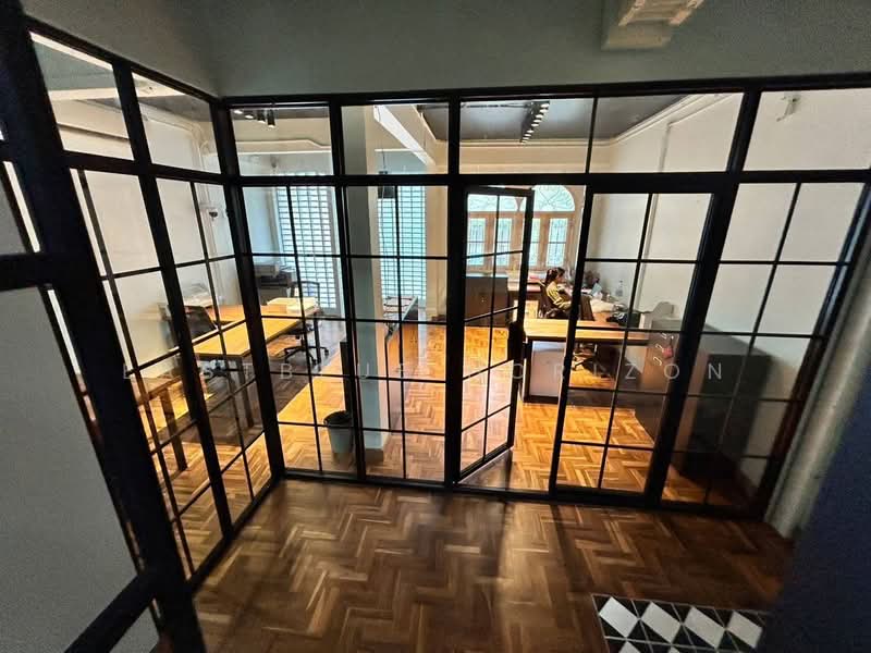 Townhouse Area Sathorn, กรุงเทพ, ทุ่งมหาเมฆ, สาทร, กรุงเทพ, 250 ตร.ม., ทาวน์เฮ้าส์ ให้เช่า, โดย Eastblue Horizon, 500291827 - DDproperty.com