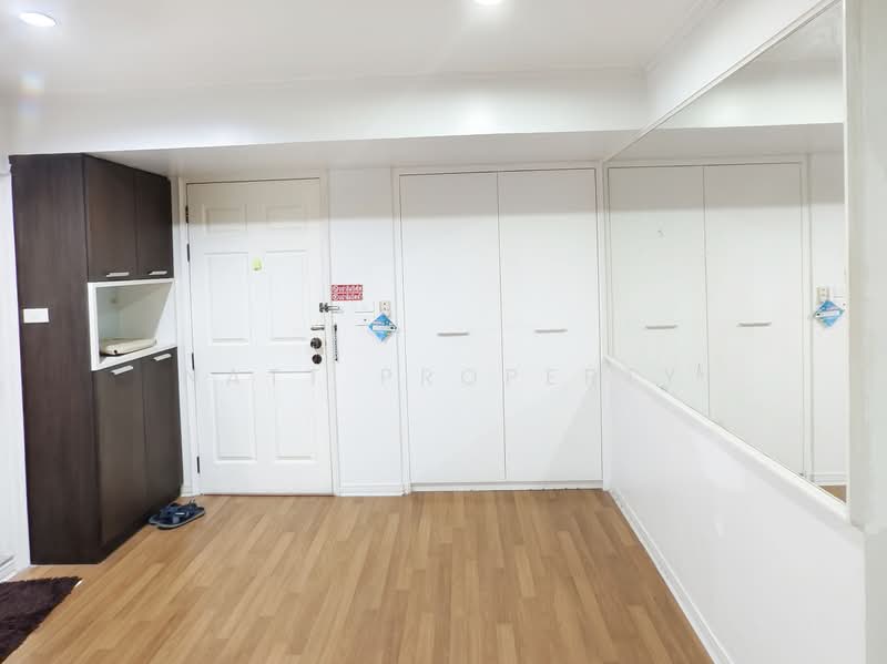 Lumpini Place Phahol-Saphankhwai, Bangkok, 171 Pradipat Road, Samsen Nai, Phaya Thai, Bangkok, 2 Bedrooms, 65 sqm, Condo For Sale, by natt property, 500291840 - DDproperty.com