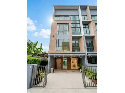 ขาย - Estara Haven Pattanakan 20, กรุงเทพ