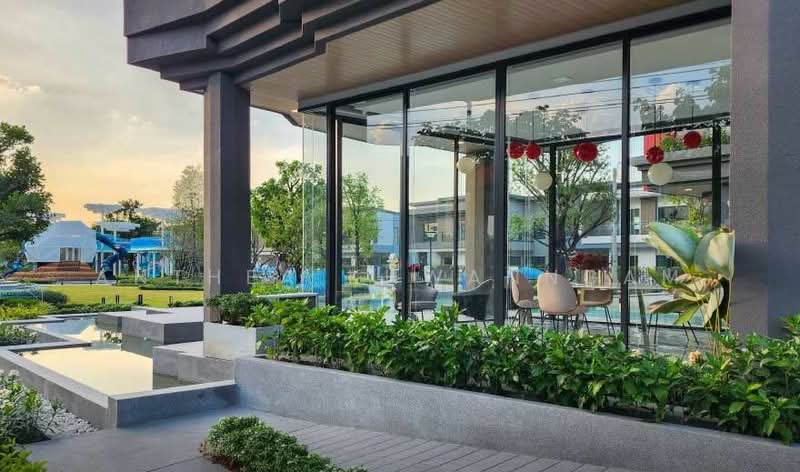 Venue ID Motorway Rama 9, Bangkok, Phatthana Chonburi Road 4, Khlong Song Ton Nun, Lat Krabang, Bangkok, 3 Bedrooms, 193 sqm, Single Detached House For Sale, by Anthea Khwanngam, 500291845 - DDproperty.com