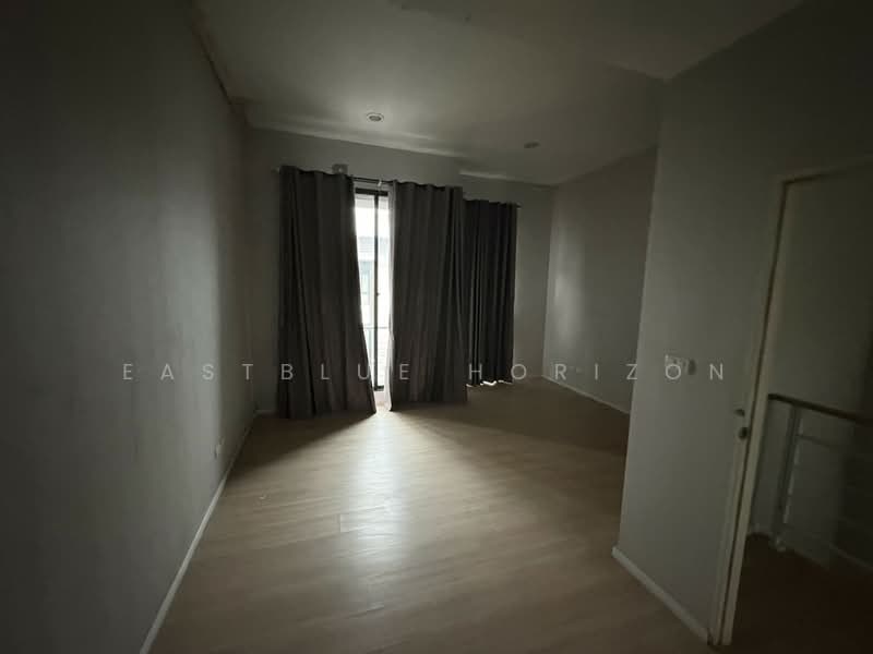 Baan Klang Muang Kalpapruek, Bangkok, Thonburi Court Road, Bang Wa, Phasi Charoen, Bangkok, 3 Bedrooms, 135 sqm, Townhouse For Sale, by Eastblue Horizon, 500291883 - DDproperty.com