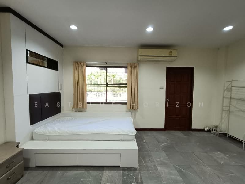 หมู่บ้านศรีไทยวิลล่า, Bangkok, Bang Klo, Bang Kho Laem, Bangkok, 4 Bedrooms, 400 sqm, Townhouse For Sale, by Eastblue Horizon, 500291902 - DDproperty.com