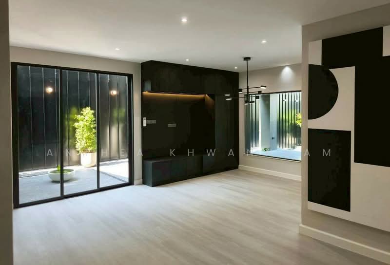 undefined, Bangkok, Phlapphla, Wang Thonglang, Bangkok, 5 Bedrooms, 495 sqm, Single Detached House For Sale, by Anthea Khwanngam, 500291913 - DDproperty.com
