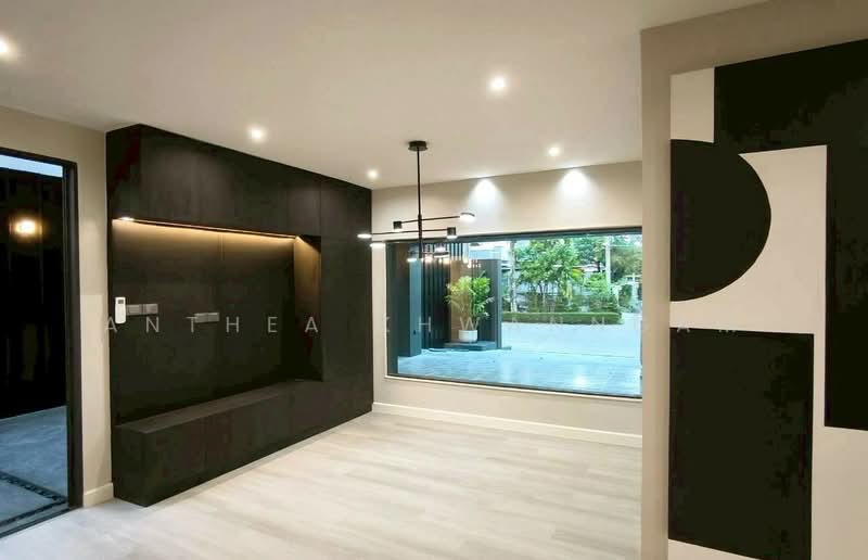 undefined, Bangkok, Phlapphla, Wang Thonglang, Bangkok, 5 Bedrooms, 495 sqm, Single Detached House For Sale, by Anthea Khwanngam, 500291913 - DDproperty.com