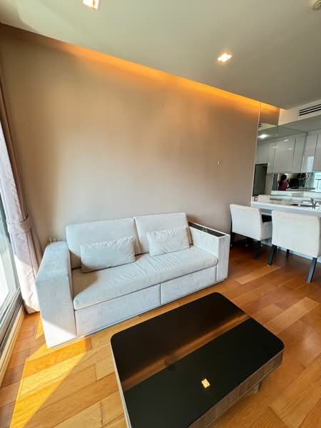 The Address Sathorn, Bangkok, 98 Sathorn Nua Road, Silom, Bang Rak, Bangkok, 1 Bedroom, 46 sqm, Condo For Rent, by Napat Thamakulangkul, 500291984 - DDproperty.com