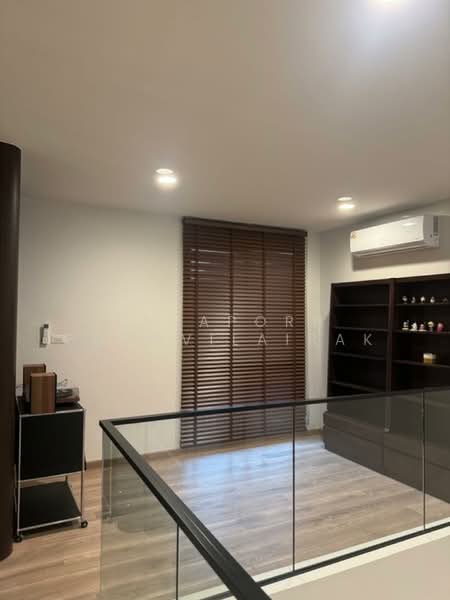 Demi Sathu 49, Bangkok, Sathupradit 49 Bang Pong pang, Bang Pong Pang, Yan Nawa, Bangkok, 3 Bedrooms, 200 sqm, Townhouse For Rent, by Tanaporn Phumvilairak, 500292003 - DDproperty.com