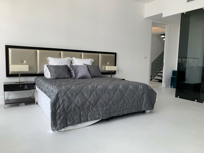 Sathorn Gardens, Bangkok, 39 South Sathorn Road, Thung Maha Mek, Sathon, Bangkok, 3 Bedrooms, 461 sqm, Condo For Sale, by Anthea Khwanngam, 500292015 - DDproperty.com