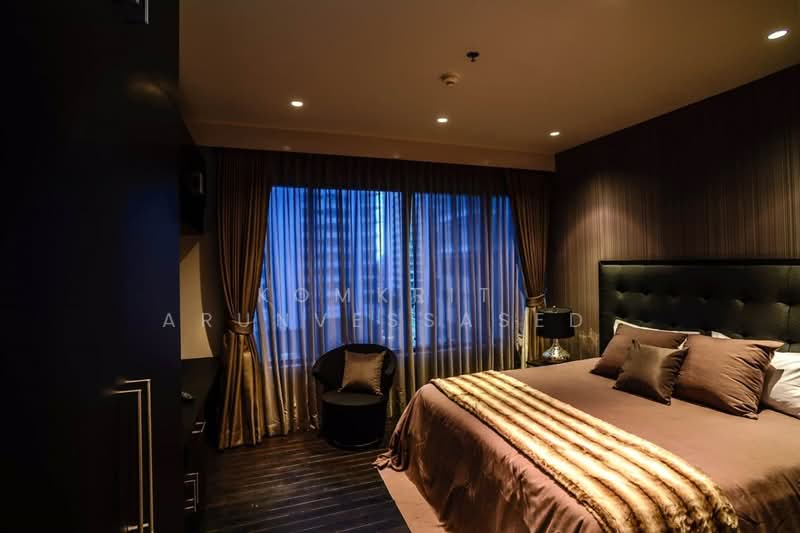 The Emporio Place, Bangkok, 93 Soi Sukhumvit 24, Sukhumvit Road, Khong Tan, Khlong Toei, Bangkok, 3 Bedrooms, 161 sqm, Condo For Sale, by Komkrit  Arunvessased , 500292035 - DDproperty.com