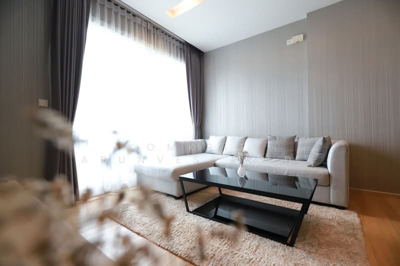 Siri At Sukhumvit, Bangkok, 902 Sukhumvit Road, Phra Kanong, Khlong Toei, Bangkok, 1 Bedroom, 52 sqm, Condo For Rent, by Komkrit Arunvessased , 500292049 - DDproperty.com