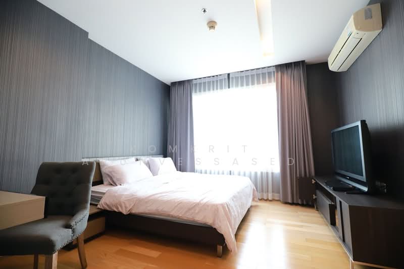 Siri At Sukhumvit, Bangkok, 902 Sukhumvit Road, Phra Kanong, Khlong Toei, Bangkok, 1 Bedroom, 52 sqm, Condo For Rent, by Komkrit Arunvessased , 500292049 - DDproperty.com