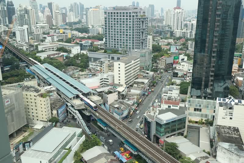 Siri At Sukhumvit, Bangkok, 902 Sukhumvit Road, Phra Kanong, Khlong Toei, Bangkok, 1 Bedroom, 52 sqm, Condo For Rent, by Komkrit Arunvessased , 500292049 - DDproperty.com