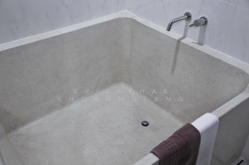 Siamese Gioia, Bangkok, Sukhumvit 31 Road, Khlong Tan Nua, Watthana, Bangkok, 2 Bedrooms, 140 sqm, Condo For Rent, by Kritaphak Khongmueang, 500292101 - DDproperty.com