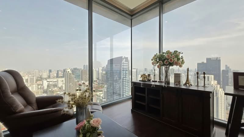 Q1 Sukhumvit, Bangkok, 1 Sukhumvit Road, Khlong Toei, Khlong Toei, Bangkok, 4 Bedrooms, 355 sqm, Condo For Rent, by Kritaphak Khongmueang, 500292122 - DDproperty.com
