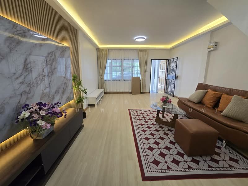 For Sale - หมู่บ้านทหารกองหนุน ซอยพระยาสุเรนทร์28 รามอินทรา109 แขวงบางชัน เขตคลองสามวา, Bangkok
