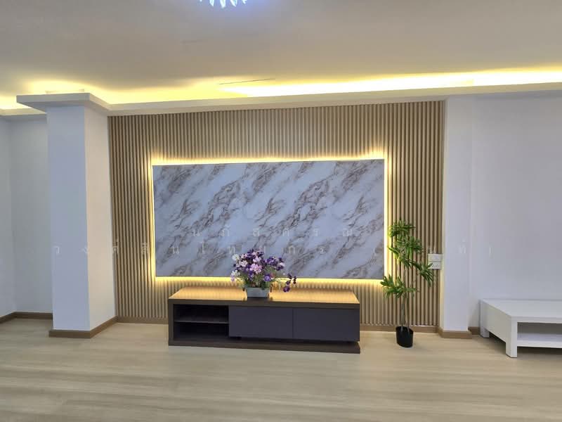หมู่บ้านทหารกองหนุน ซอยพระยาสุเรนทร์28 รามอินทรา109 แขวงบางชัน เขตคลองสามวา, กรุงเทพ, พระยาสุเรนทร์28, บางชัน, คลองสามวา, กรุงเทพ, 80 ตร.ม., ทาวน์เฮ้าส์ ขาย, โดย นภัสศรณ์ วงศ์สินไทยกร (นันท์), 500292155 - DDproperty.com