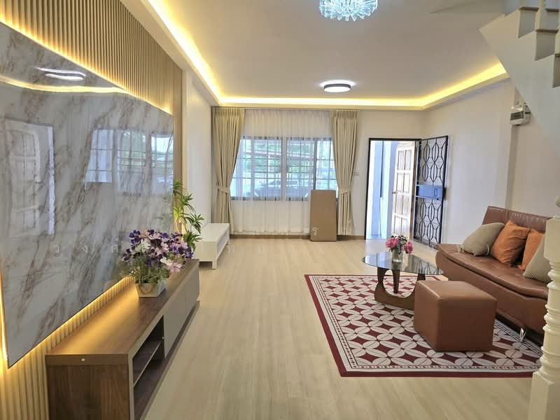 For Sale - หมู่บ้านทหารกองหนุน ซอยพระยาสุเรนทร์28 รามอินทรา109 แขวงบางชัน เขตคลองสามวา, Bangkok