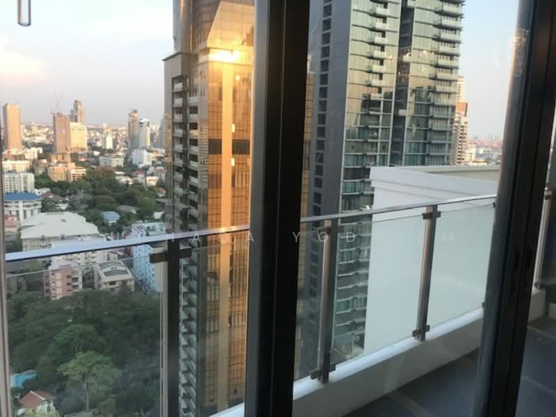 The Diplomat 39, Bangkok, 18 Soi Sukhumvit 39, Sukhumvit Road, Khlong Tan Nua, Watthana, Bangkok, 3 Bedrooms, 152 sqm, Condo For Sale, by Suchada Yodyiem, 500292191 - DDproperty.com