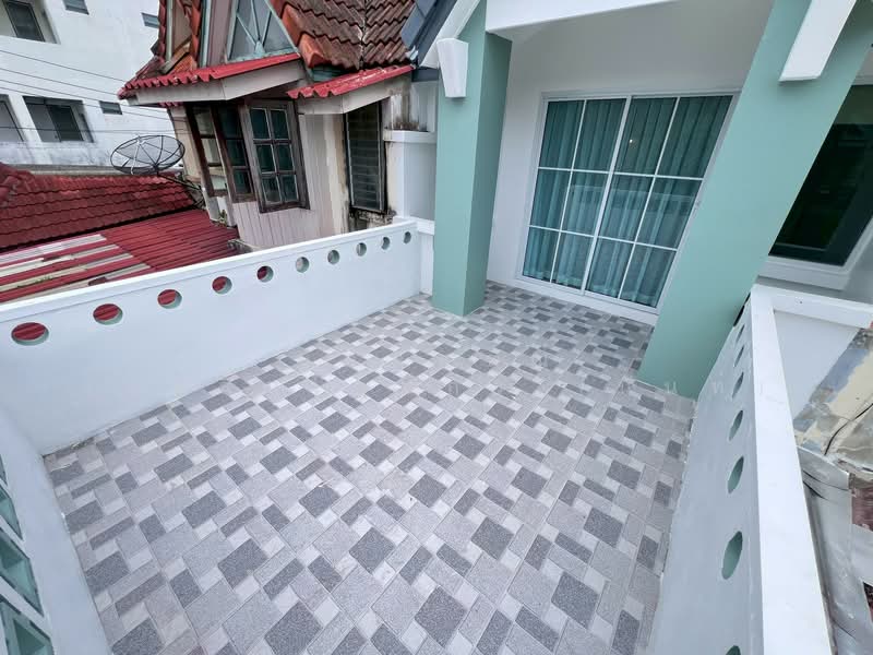 Poonsinh Thani 3, Bangkok, Rat Phatthana Road, Khlong Song Ton Nun, Lat Krabang, Bangkok, 2 Bedrooms, 80 sqm, Townhouse For Sale, by นภัสศรณ์ วงศ์สินไทยกร (นันท์), 500292204 - DDproperty.com