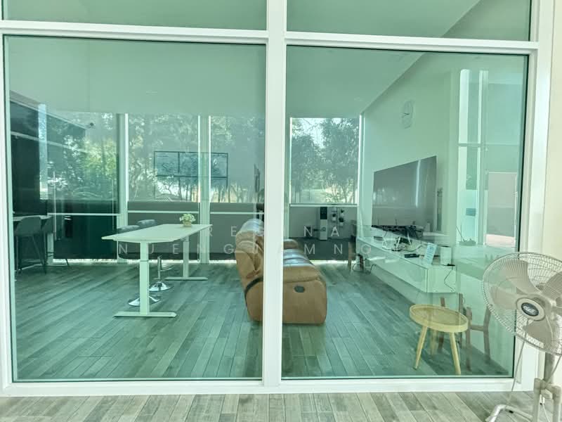 Del Mare Bangsaray Beachfront : เดลมาเล่ย์ บางเสร่ บีชฟรอนท์, ชลบุรี, นาจอมเทียน 56, บางเสร่, สัตหีบ, ชลบุรี, 136 ตร.ม., คอนโด ขาย, โดย Regina Nuengjamnong, 500292210 - DDproperty.com