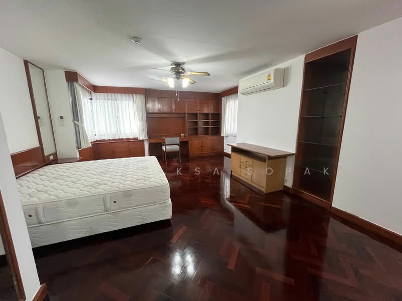 Four Wings Mansion, Bangkok, 32 Soi Sukhumvit 11, Khlongtoei Nua, Watthana, Bangkok, 2 Bedrooms, 220 sqm, Apartment For Rent, by Boonraksa Sopak, 500292212 - DDproperty.com