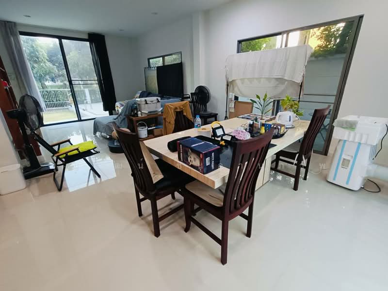 Perfect Place Ramkhamhaeng-Suvarnabhumi 3, Bangkok, Wat Arun, Bangkok Yai, Bangkok, 3 Bedrooms, 130 sqm, Single Detached House For Rent, by Boonyawat Chinanuparb, 500292252 - DDproperty.com