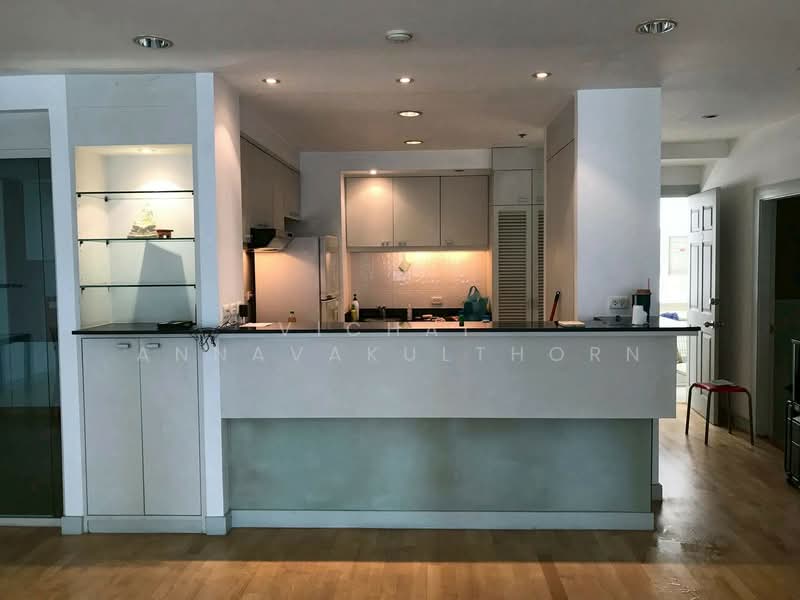 The Royal Place 1, Bangkok, Rajdamri, Lumphini, Pathum Wan, Bangkok, 2 Bedrooms, 146 sqm, Condo For Rent, by Vichai  Annavakulthorn, 500292271 - DDproperty.com