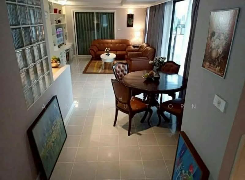 Supalai Place Sukhumvit 39, Bangkok, 175-179 Soi Sukhumvit 39 Sukhumvit Road, Khlong Tan Nua, Watthana, Bangkok, 2 Bedrooms, 142 sqm, Condo For Rent, by Vichai  Annavakulthorn, 500292316 - DDproperty.com
