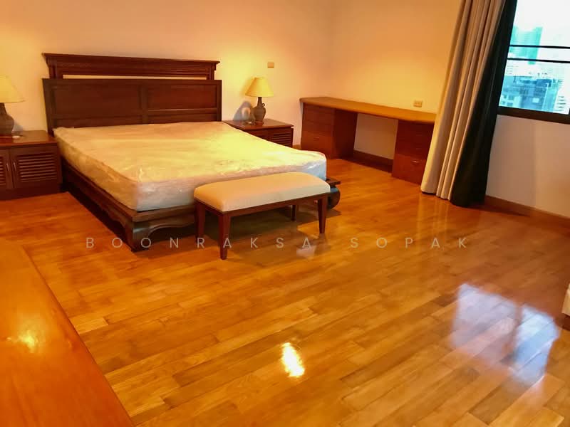 Kallista Mansion, Bangkok, 64 Soi Sukhumvit 11, Khlongtoei Nua, Watthana, Bangkok, 3 Bedrooms, 315 sqm, Condo For Rent, by Boonraksa Sopak, 500292370 - DDproperty.com