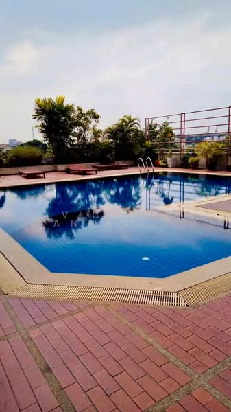 The Roof Garden Onnut : เดอะ รูฟ การ์เด้น อ่อนนุช, กรุงเทพ, 697 ซอยสุขุมวิท 50, พระโขนง, คลองเตย, กรุงเทพ, 65 ตร.ม., คอนโด ให้เช่า, โดย Vichai  Annavakulthorn, 500292377 - DDproperty.com