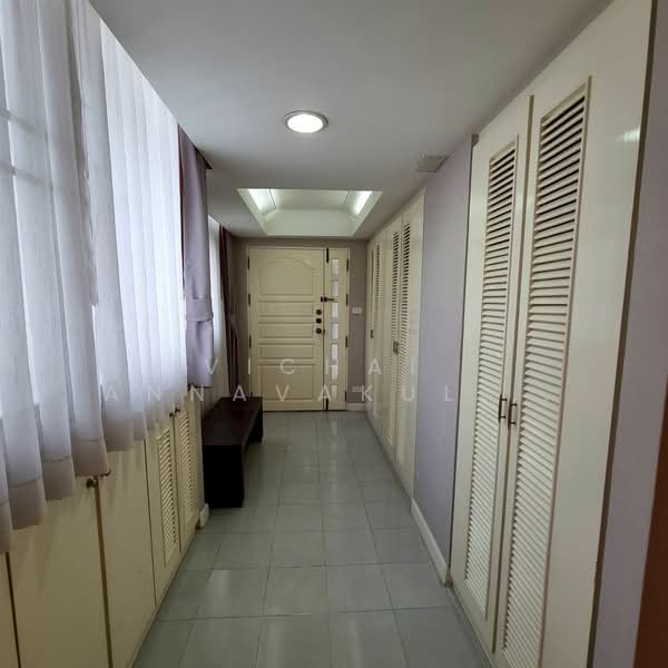 Supalai Place Sukhumvit 39, Bangkok, 175-179 Soi Sukhumvit 39 Sukhumvit Road, Khlong Tan Nua, Watthana, Bangkok, 2 Bedrooms, 142 sqm, Condo For Rent, by Vichai  Annavakulthorn, 500292412 - DDproperty.com