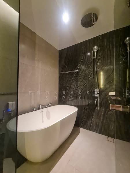 The Reserve 61 Hideaway, Bangkok, 92 Sukhumvit 61, Khlong Tan Nua, Watthana, Bangkok, 2 Bedrooms, 84 sqm, Condo For Rent, by Boonraksa Sopak, 500292464 - DDproperty.com