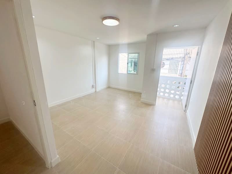 For Sale - หมู่บ้าน บก.ทหารสูงสุด ซ.รามอินทรา46 แขวงราม​อินทรา เขตคันนายาว, Bangkok