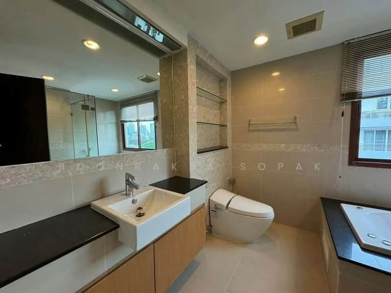The Crest Ruamrudee, Bangkok, Soi Ruamrudee 2, Witthayu Road, Lumphini, Pathum Wan, Bangkok, 3 Bedrooms, 192 sqm, Condo For Rent, by Boonraksa Sopak, 500292487 - DDproperty.com