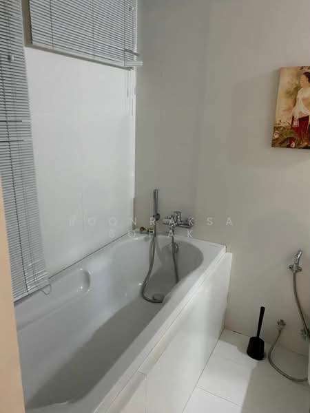 Manhattan Chidlom, Bangkok, 1032 Phetchaburi 32 Alley, Makkasan, Ratchathewi, Bangkok, 1 Bedroom, 58 sqm, Condo For Rent, by Boonraksa Sopak, 500292535 - DDproperty.com