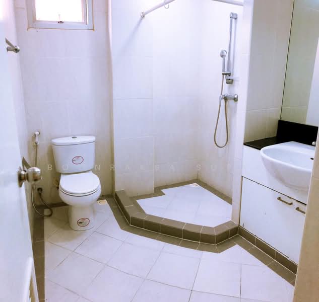 For Rent - 49 Plus, Bangkok