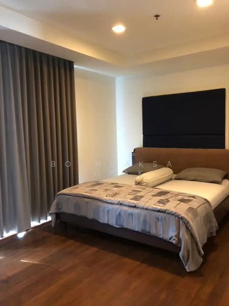 Nusasiri Grand, Bangkok, Soi Sukhumvit 42, Phra Kanong, Khlong Toei, Bangkok, 3 Bedrooms, 167 sqm, Condo For Rent, by Boonraksa Sopak, 500292569 - DDproperty.com