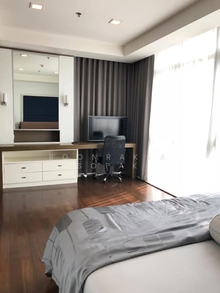 Nusasiri Grand, Bangkok, Soi Sukhumvit 42, Phra Kanong, Khlong Toei, Bangkok, 3 Bedrooms, 167 sqm, Condo For Rent, by Boonraksa Sopak, 500292569 - DDproperty.com