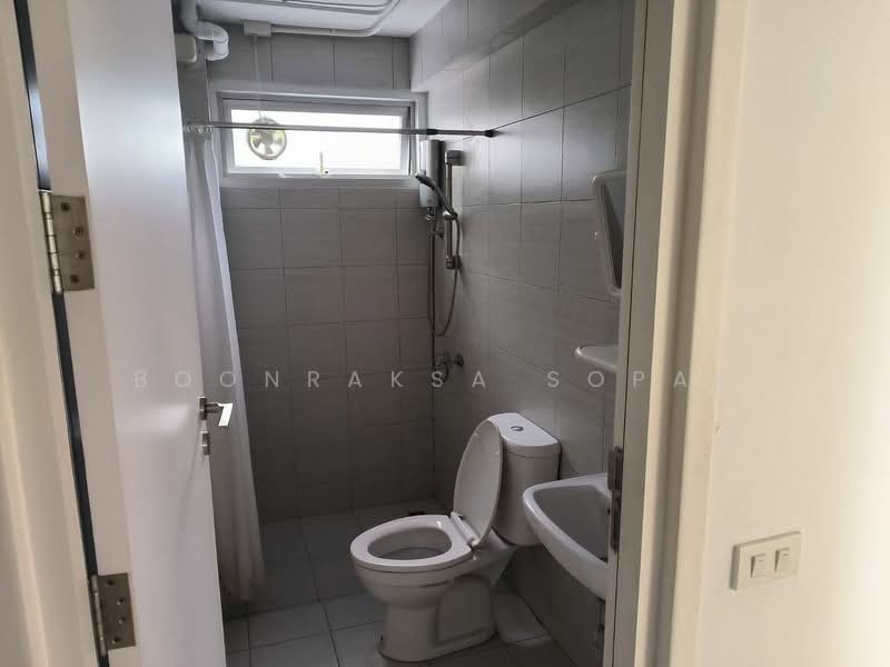 3-BR House, Bangkok, Bang Kapi, Huai Khwang, Bangkok, 3 Bedrooms, 350 sqm, Single Detached House For Rent, by Boonraksa Sopak, 500292628 - DDproperty.com