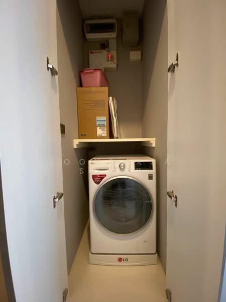 M Silom, Bangkok, 26 Narathiwas Ratchanakarin Road, Suriyawong, Bang Rak, Bangkok, 2 Bedrooms, 61 sqm, Condo For Rent, by Boonraksa Sopak, 500292632 - DDproperty.com