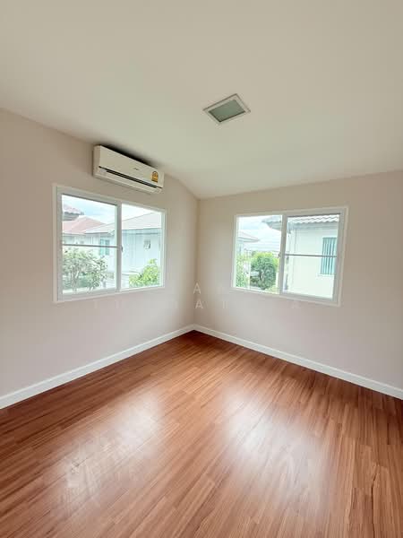 Mantana Lake Watcharapol, Bangkok, Sukhaphiban 5 Road, O-Ngoen, Sai Mai, Bangkok, 3 Bedrooms, 136 sqm, Single Detached House For Sale, by Atsanai Tungateja, 500292634 - DDproperty.com