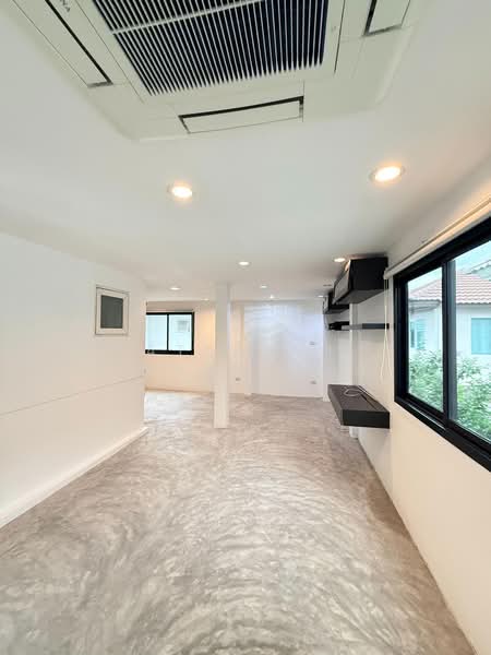 Mantana Lake Watcharapol, Bangkok, Sukhaphiban 5 Road, O-Ngoen, Sai Mai, Bangkok, 3 Bedrooms, 136 sqm, Single Detached House For Sale, by Atsanai Tungateja, 500292634 - DDproperty.com