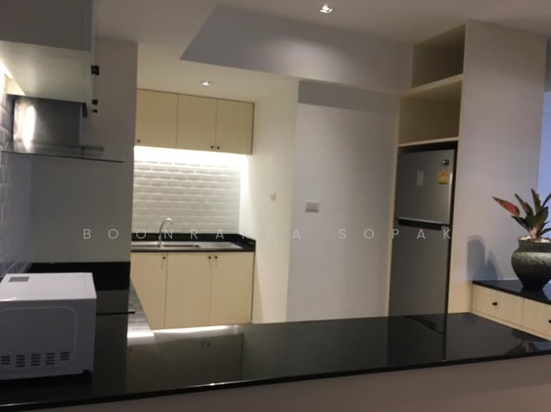 Villa Bajaj, Bangkok, Soi Sukhumvit 19, Khlongtoei Nua, Watthana, Bangkok, 2 Bedrooms, 165 sqm, Condo For Rent, by Boonraksa Sopak, 500292638 - DDproperty.com