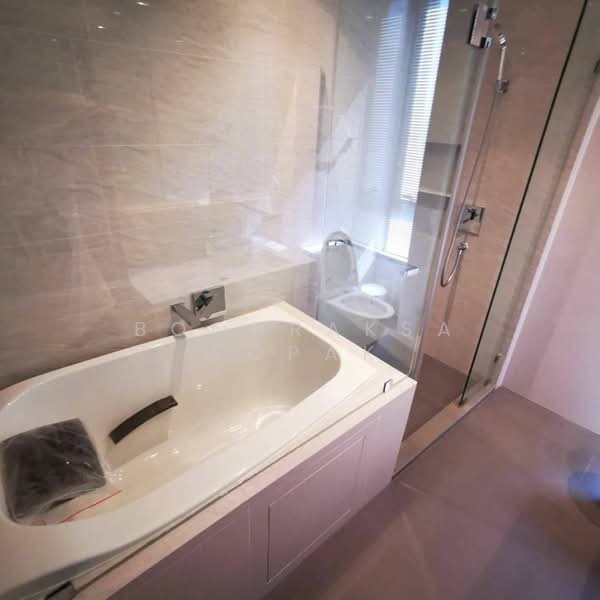 Maru Ekkamai 2, Bangkok, 70-5 Sukhumvit 63 Road, Phra Kanong Nua, Watthana, Bangkok, 2 Bedrooms, 55 sqm, Condo For Rent, by Boonraksa Sopak, 500292656 - DDproperty.com
