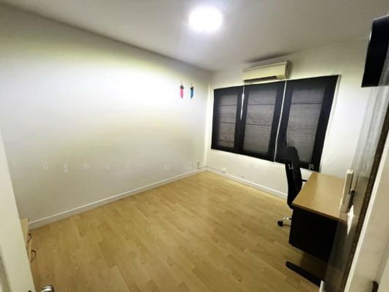 Townplus On Nut, Bangkok, On Nut - Ladkrabang Road, Lat Krabang, Lat Krabang, Bangkok, 3 Bedrooms, 150 sqm, Townhouse For Rent, by นัฐพงค์ มณีอัครเนตร, 500292657 - DDproperty.com