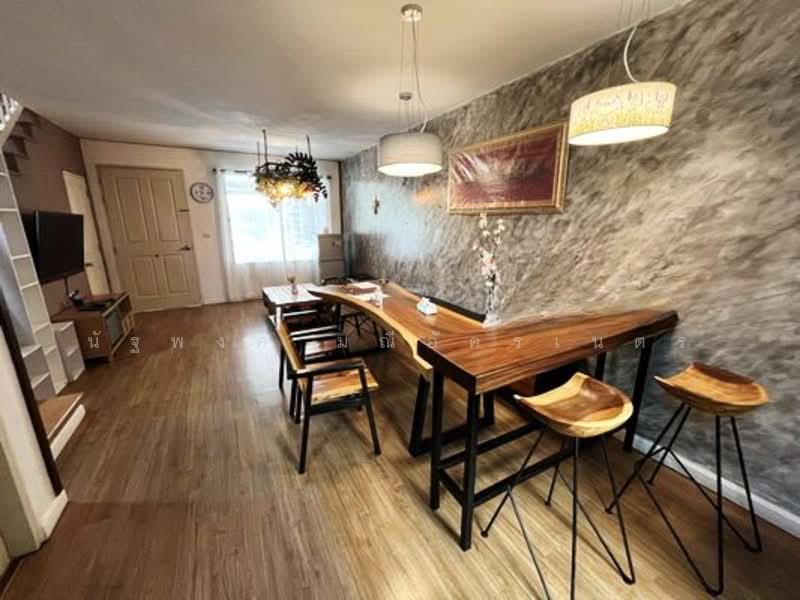 Townplus On Nut, Bangkok, On Nut - Ladkrabang Road, Lat Krabang, Lat Krabang, Bangkok, 3 Bedrooms, 150 sqm, Townhouse For Rent, by นัฐพงค์ มณีอัครเนตร, 500292657 - DDproperty.com
