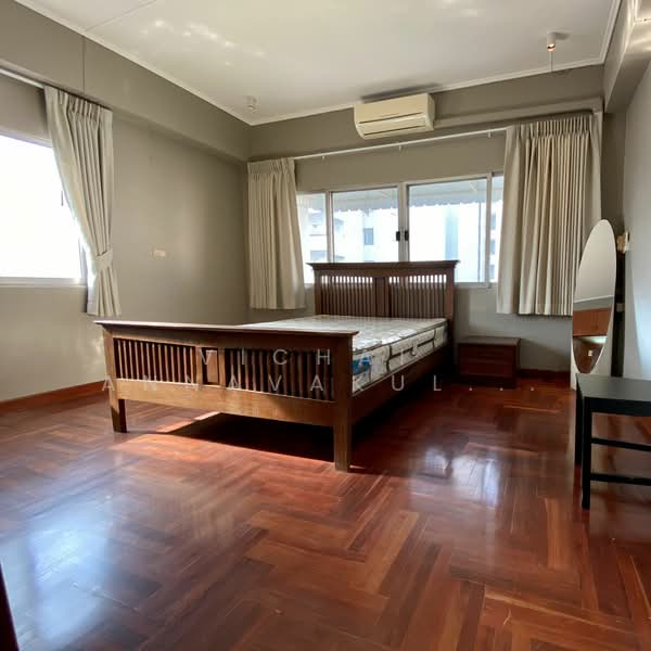 Siam Penthouse 2 Condominium, Bangkok, 72 Soi Sathorn 1, Sathorn Road, Thung Maha Mek, Sathon, Bangkok, 2 Bedrooms, 170 sqm, Condo For Rent, by Vichai  Annavakulthorn, 500292674 - DDproperty.com