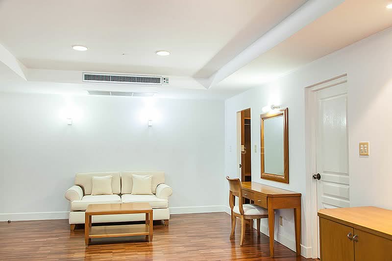 Krungthep Thani Tower, Bangkok, 56 Soi Sukhumvit 24, Khong Tan, Khlong Toei, Bangkok, 3 Bedrooms, 230 sqm, Condo For Rent, by Boonraksa Sopak, 500292732 - DDproperty.com