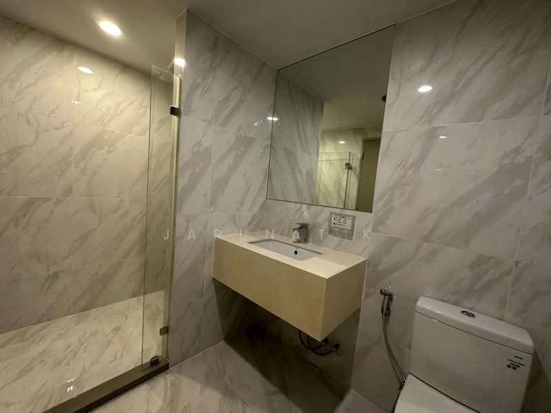 IDEO Mobi Sukhumvit 40, Bangkok, Soi Sukhumvit 40, Phra Kanong, Khlong Toei, Bangkok, 2 Bedrooms, 78 sqm, Condo For Rent, by Jarunat K, 500292734 - DDproperty.com