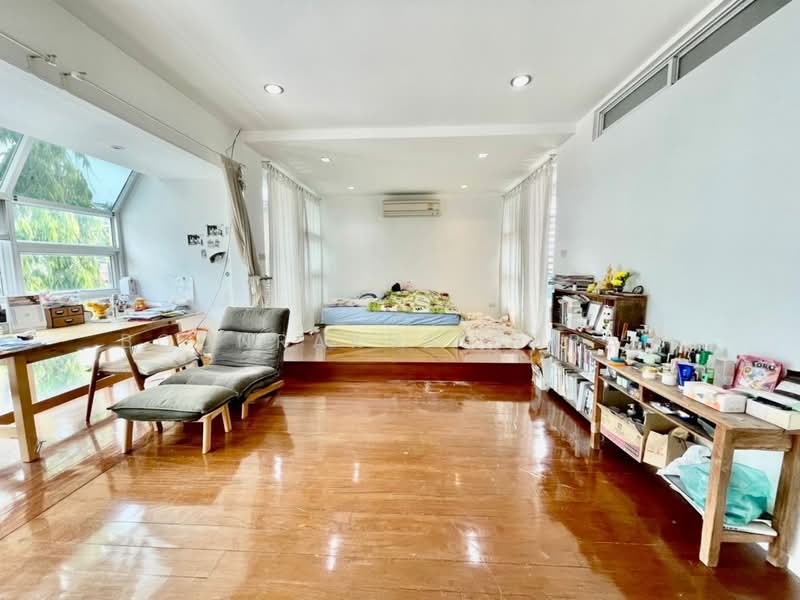 2-BR House, Bangkok, Khlong Tan Nua, Watthana, Bangkok, 2 Bedrooms, 136 sqm, Single Detached House For Rent, by Boonraksa Sopak, 500292753 - DDproperty.com